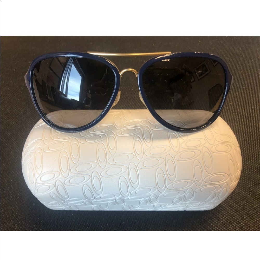 Oakley Sunglasses Kickback Navy & Gold w/ Gry Lens